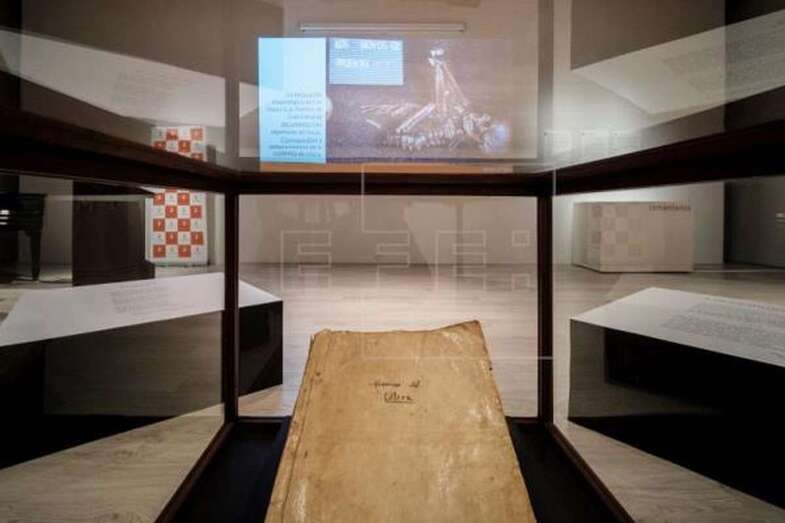 El Museo Canario ha presentado este martes la nueva exposición temporal Memorias del cólera / TA